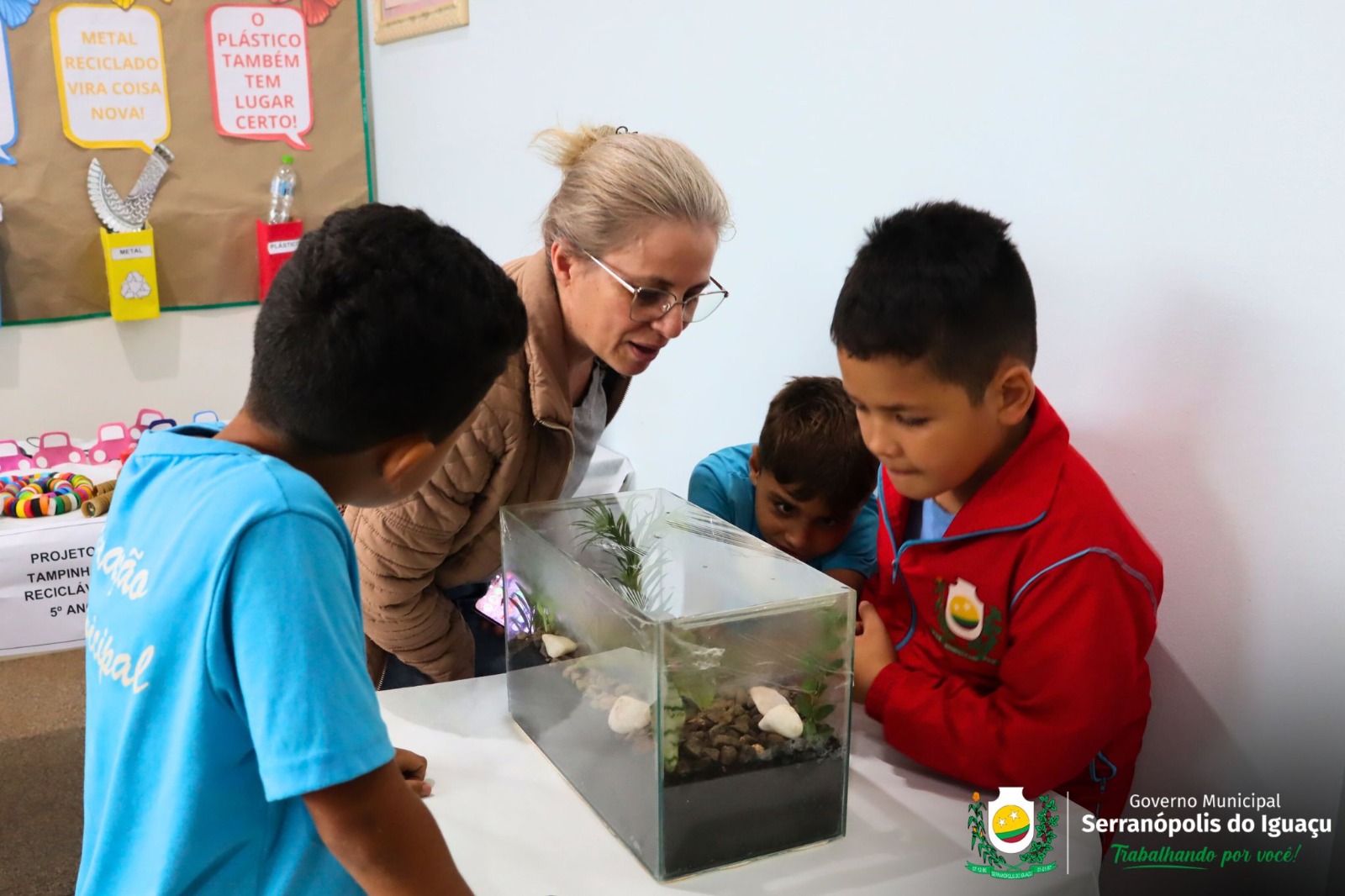 1ª Feira Literária e Cultural da Jornada Ampliada valoriza produção educativa em Serranópolis do Iguaçu 1ª Feira Literária e Cultural da Jornada Ampliada valoriza produção educativa em Serranópolis do Iguaçu