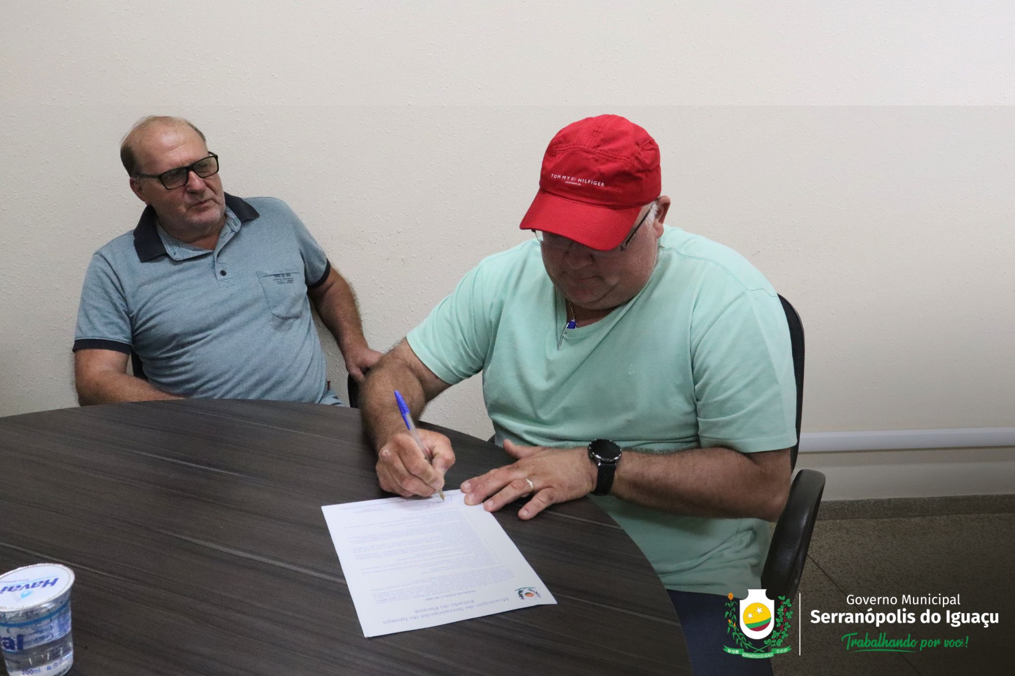 Governo Municipal de Serranópolis do Iguaçu torna pública a formalização de apresentação de servidores contratados no mês de março Governo Municipal de Serranópolis do Iguaçu torna pública a formalização de apresentação de servidores contratados no mês de março