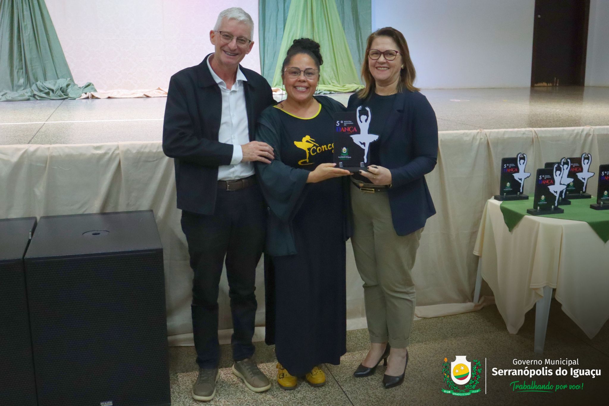 5ª Mostra Regional de Dança reúne seis municípios durante a Semana Cultural de Serranópolis do Iguaçu 5ª Mostra Regional de Dança reúne seis municípios durante a Semana Cultural de Serranópolis do Iguaçu