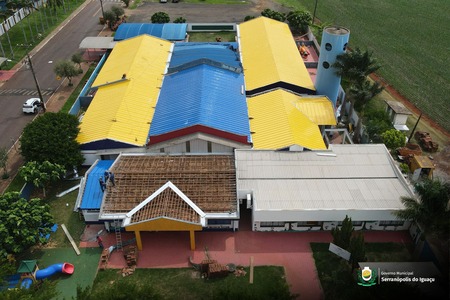 Troca do telhado do CMEI Pequeno Artista entra na reta final e garantirá mais conforto para alunos e funcionários