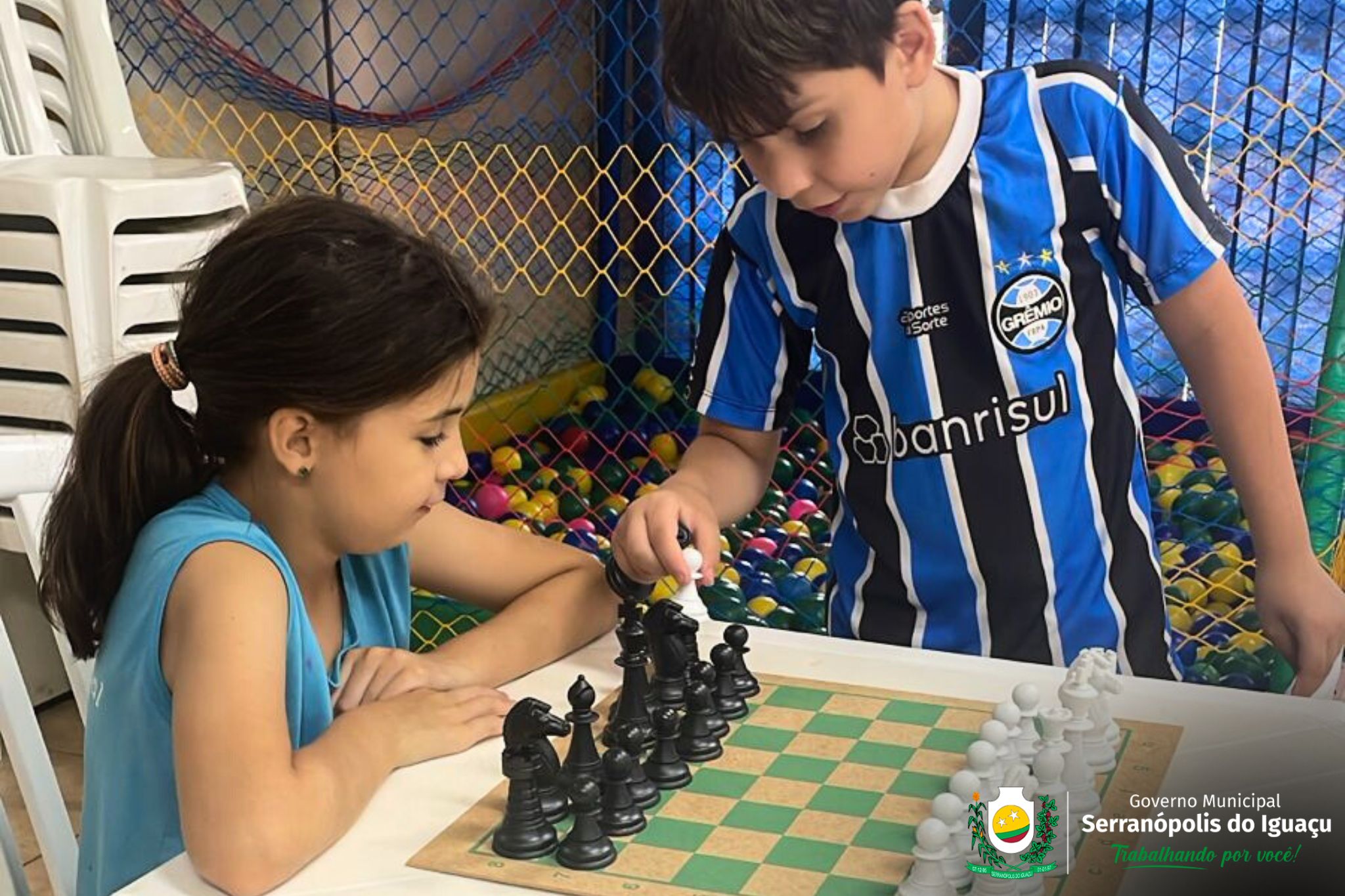 Alunos do SCFV fortalecem vínculos através de jogos recreativos