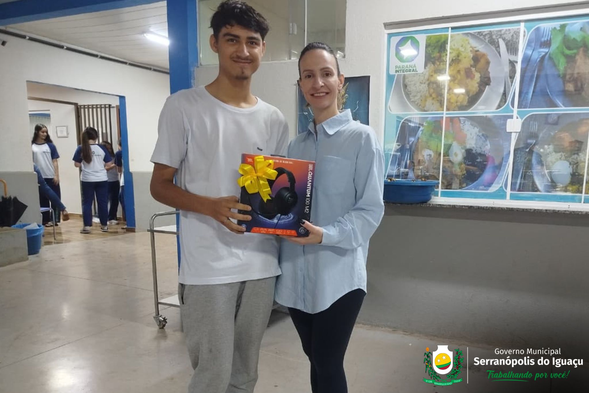 Premiação realizada para aqueles que não puderam estar presentes no momento Premiação realizada para aqueles que não puderam estar presentes no momento