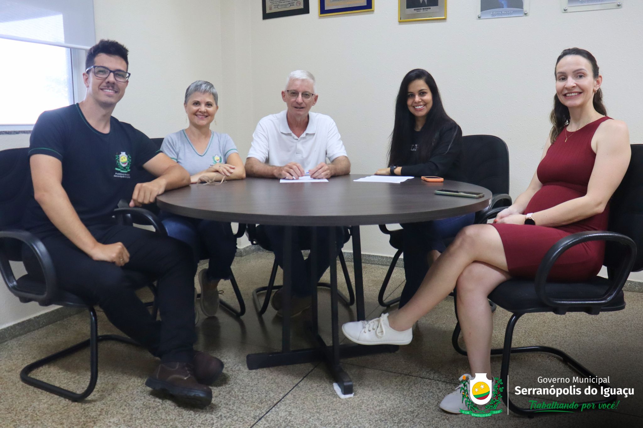 Governo Municipal de Serranópolis do Iguaçu empossa médica por PSS