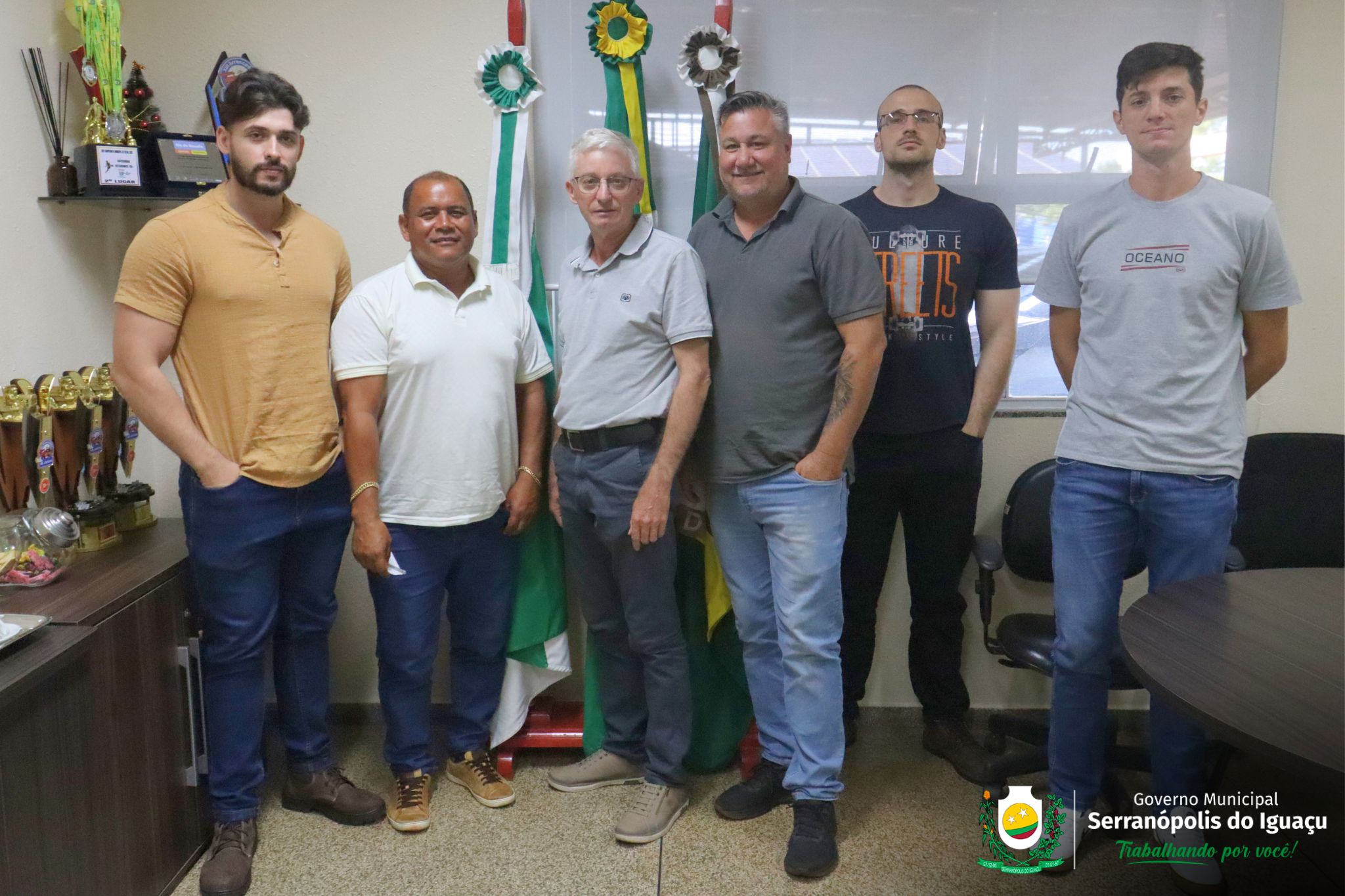 Governo Municipal assina ordem de serviço para obra de manilhamento e boca de lobo Governo Municipal assina ordem de serviço para obra de manilhamento e boca de lobo