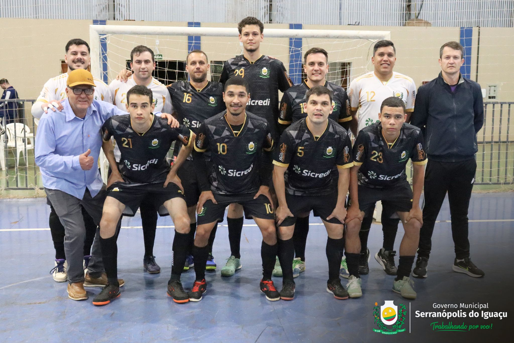 Serranópolis do Iguaçu vence Vera Cruz do Oeste e avança forte na Copa AMOP Serranópolis do Iguaçu vence Vera Cruz do Oeste e avança forte na Copa AMOP