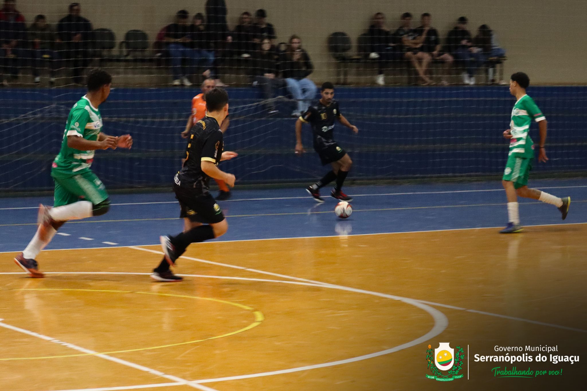 Serranópolis do Iguaçu vence Vera Cruz do Oeste e avança forte na Copa AMOP Serranópolis do Iguaçu vence Vera Cruz do Oeste e avança forte na Copa AMOP