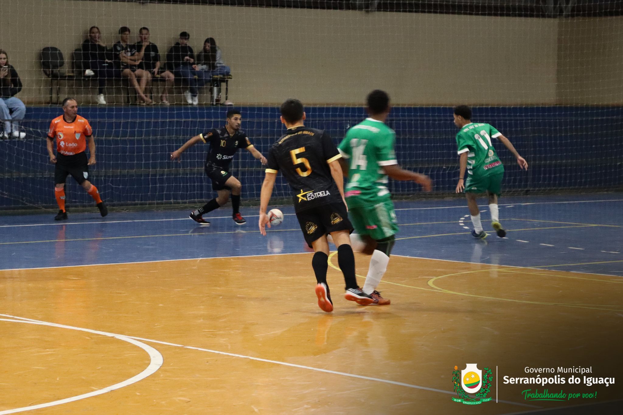 Serranópolis do Iguaçu vence Vera Cruz do Oeste e avança forte na Copa AMOP Serranópolis do Iguaçu vence Vera Cruz do Oeste e avança forte na Copa AMOP