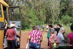 Grupo de idosos revisita memórias na Estrada do Colono durante passeio no Parque Nacional do Iguaçu